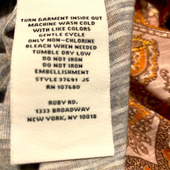 Ruby Rd Plus Blouse 3X great neutrals print with a bit of bling. Great buy!! - Picture 8 of 8